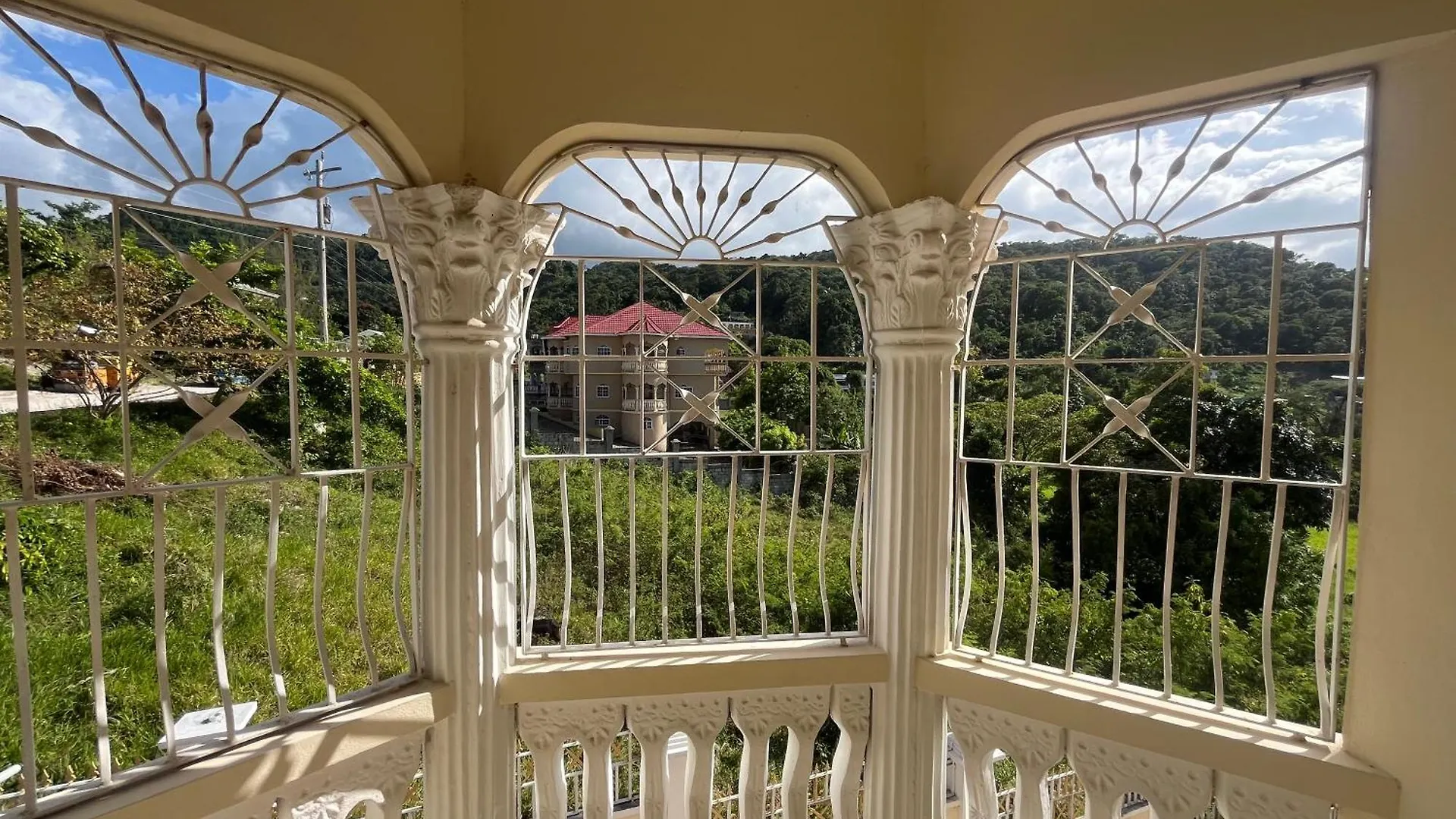 The Mansion Villa Runaway Bay Rum i privatbostad